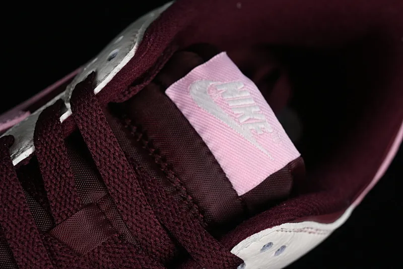 All Categories Nk SB Dunk Series Nk SB Dunk Low Low-top sneakers K version Nk Dunk Low Burgundy Valentine's Day SB low-top sports and leisure sneakers DR9705-100
